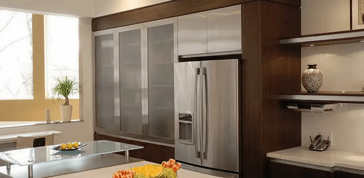 Cabinet door replacement and modern kitchen cabinet upgrade in Mobile, AL
